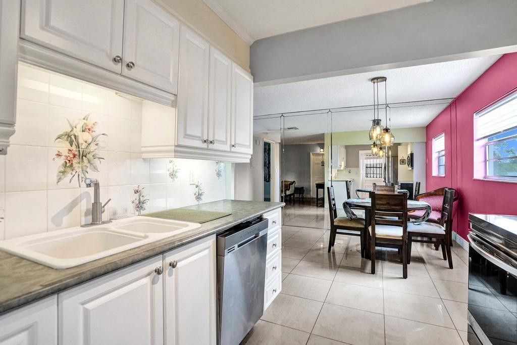 2240 Johnson Street, Unit 212, Hollywood, FL 33020 Photo