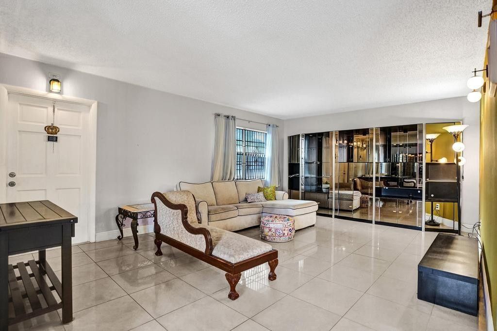 2240 Johnson Street, Unit 212, Hollywood, FL 33020 Photo