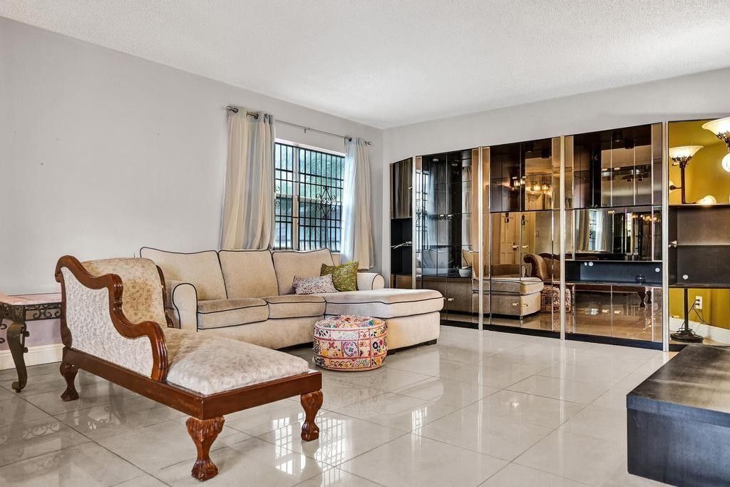 2240 Johnson Street, Unit 212, Hollywood, FL 33020 Photo