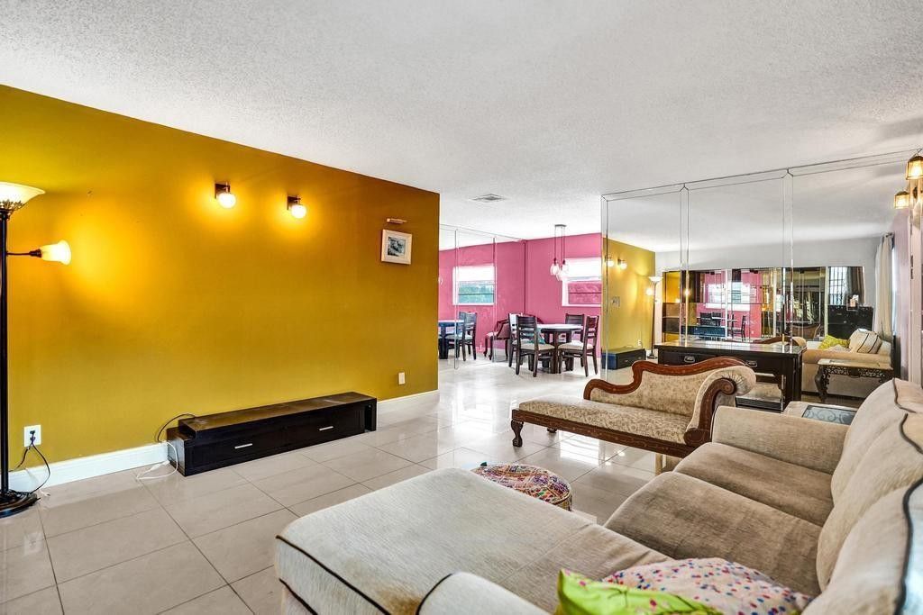 2240 Johnson Street, Unit 212, Hollywood, FL 33020 Photo