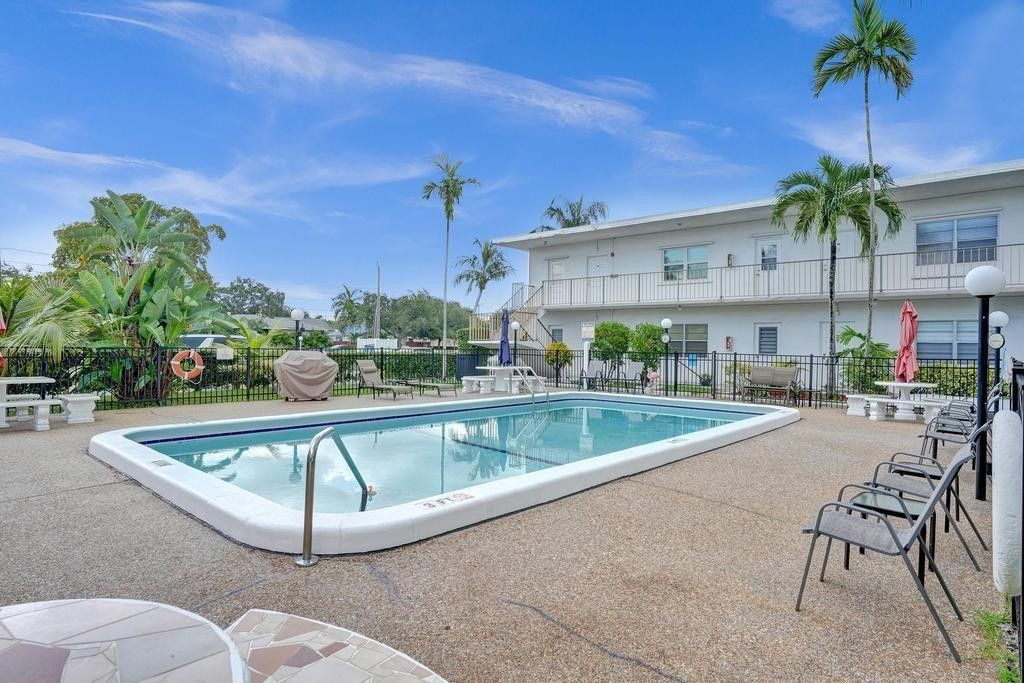 2240 Johnson Street, Unit 212, Hollywood, FL 33020 Photo