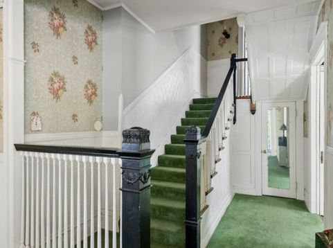 Main Photo