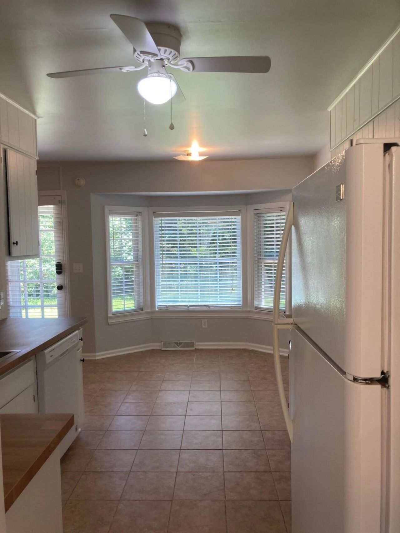 1133 Island View Drive Photo 6