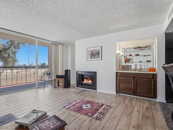 745 N Royal Crest Circle , Unit 115, Las Vegas, NV 89169
