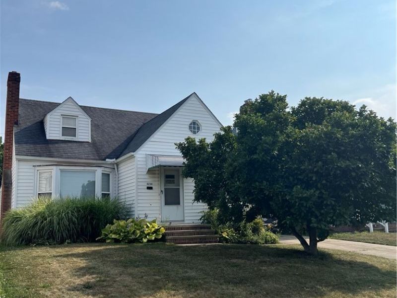 4234 Wilmington Road, South Euclid, OH 44121 Photo 2