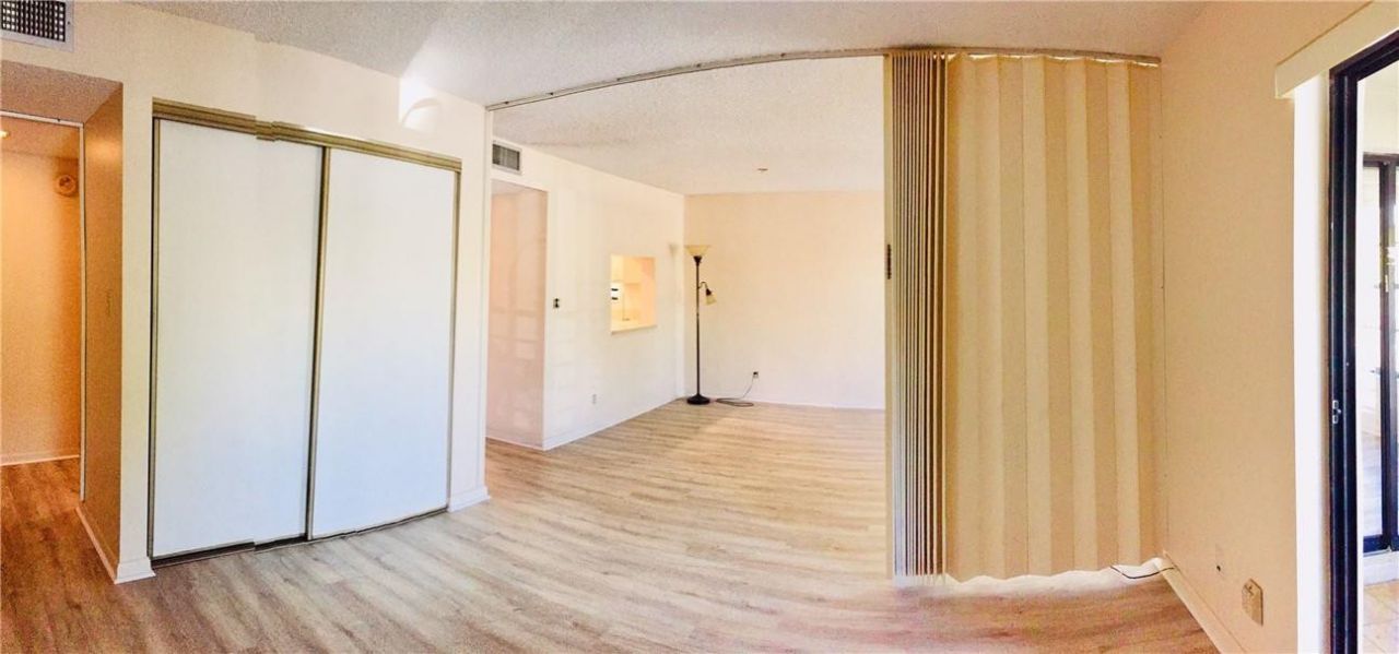 2316 S Cypress Bend Drive, Unit 220, Pompano Beach, FL 33069 Photo