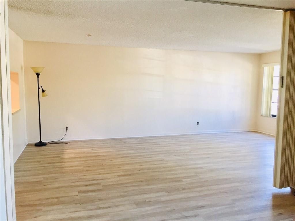 2316 S Cypress Bend Drive, Unit 220, Pompano Beach, FL 33069 Photo