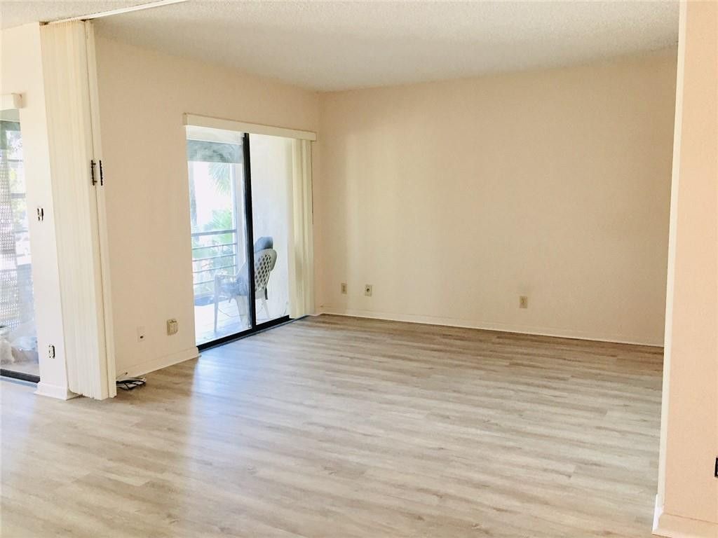 2316 S Cypress Bend Drive, Unit 220, Pompano Beach, FL 33069 Photo