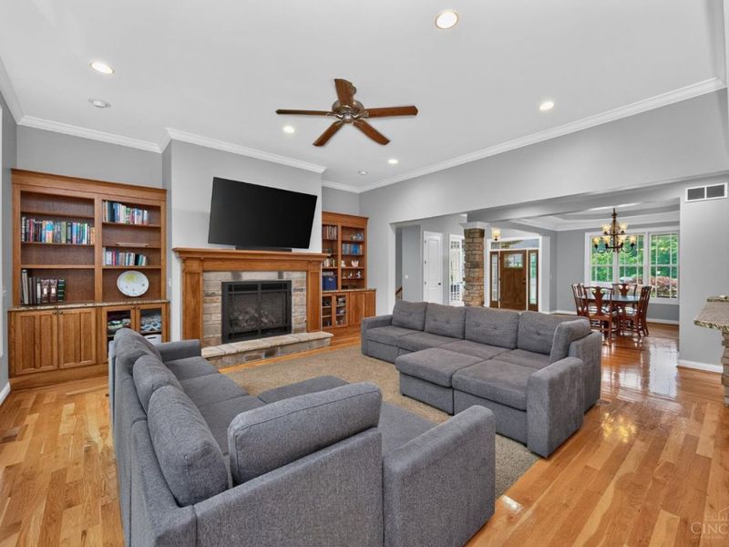 1723 Laurel Glen Court, Hamilton Twp, OH 45140 Photo 17