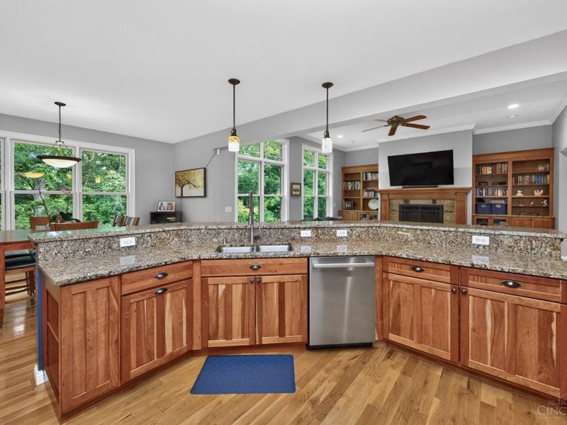 1723 Laurel Glen Court, Hamilton Twp, OH 45140 Photo 21