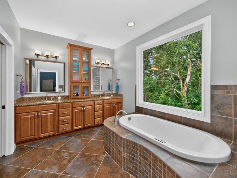 1723 Laurel Glen Court, Hamilton Twp, OH 45140 Photo 31