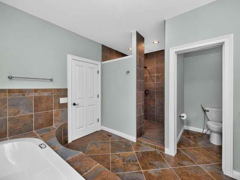 1723 Laurel Glen Court, Hamilton Twp, OH 45140 Photo 32