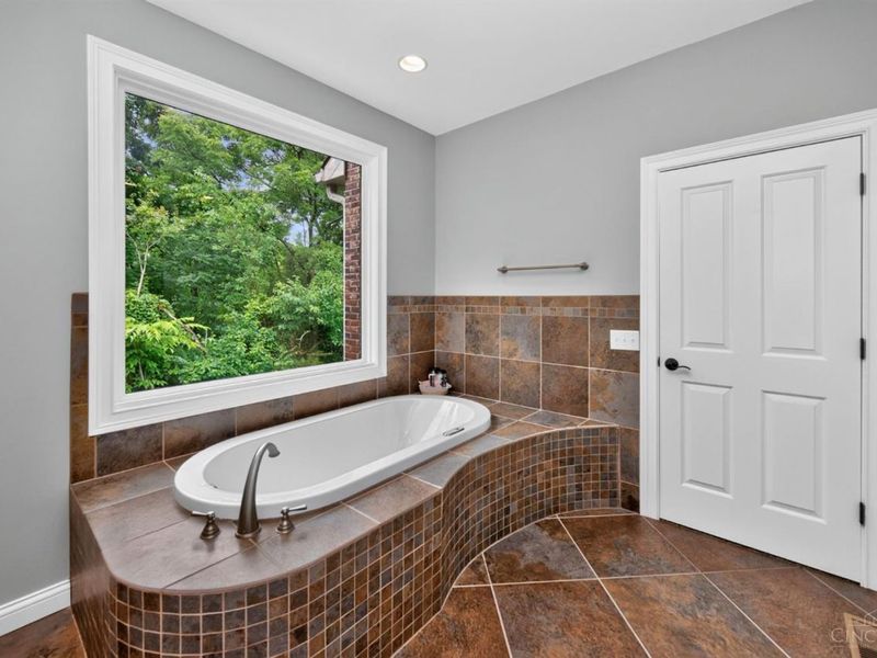 1723 Laurel Glen Court, Hamilton Twp, OH 45140 Photo 35