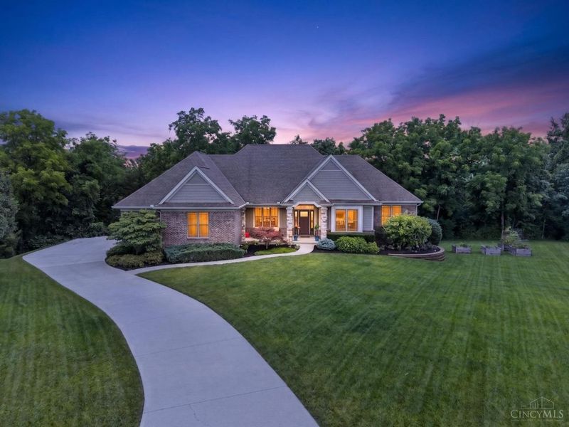 1723 Laurel Glen Court, Hamilton Twp, OH 45140 Photo 5
