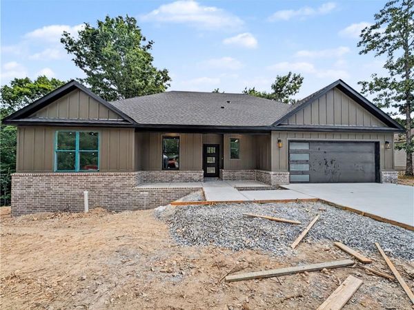 13 Pentland Drive , Bella Vista, AR 72715