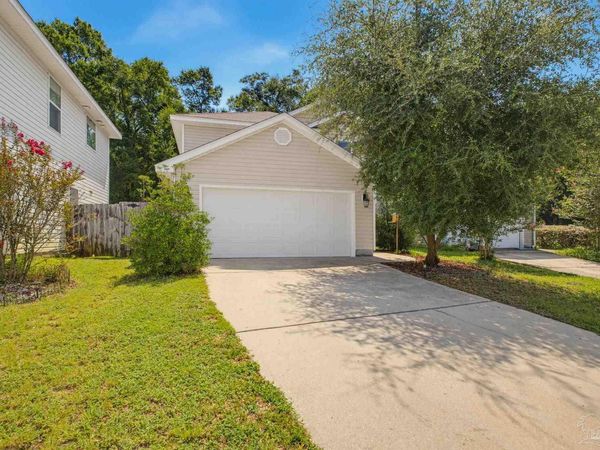 5844 Magnolia Bend Blvd, Milton, FL 32570