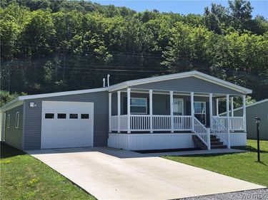 171 Green Valley Estates, Great Valley, NY 14741