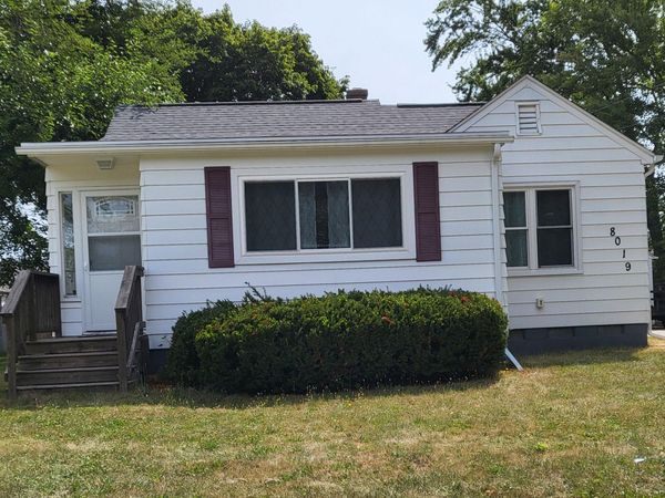 8019 Lake Wood Drive, Portage, MI 49002
