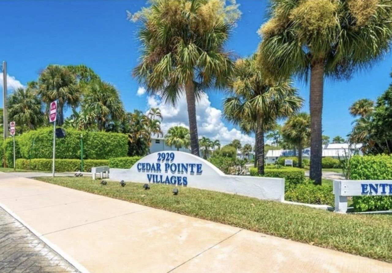 2929 SE Ocean Blvd SE Ocean, Unit Apt, 109 -, Stuart, FL 34996 Photo
