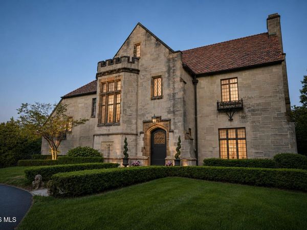 2908 River Road, Maumee, OH 43537