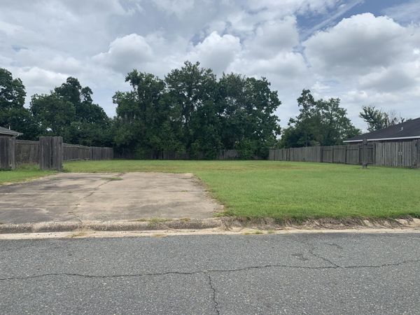 Maverick St, DeRidder, LA 70634