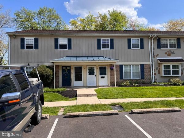 28 SHANNON DRIVE, NORTH WALES, PA 19454