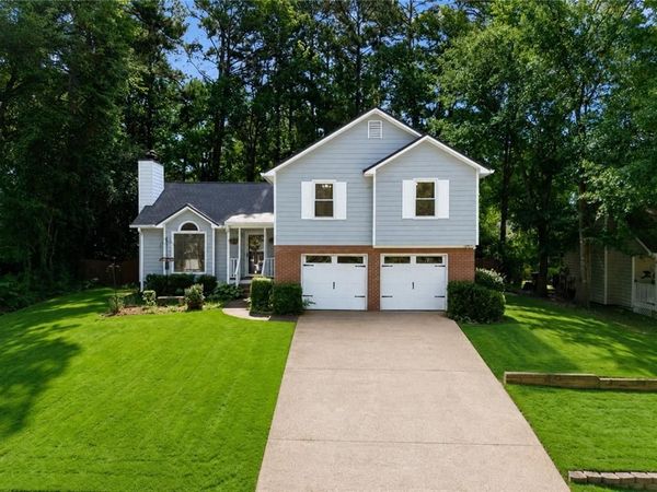 3513 Robin Lane, Acworth, GA 30101