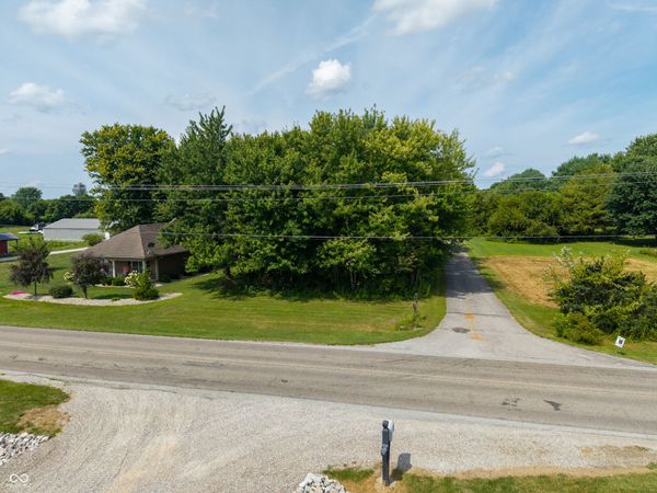 3299-3201 W Bear Claw Road , Trafalgar, IN 46181
