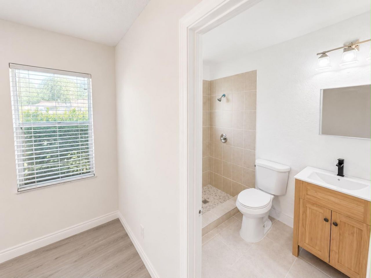 4261 NW 114th Terrace, Coral Springs, FL 33065 Photo