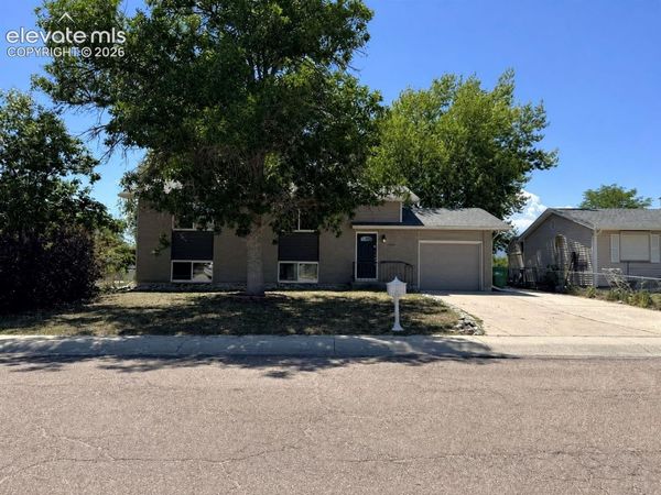 6910 Fielding Circle, Colorado Springs, CO 80911