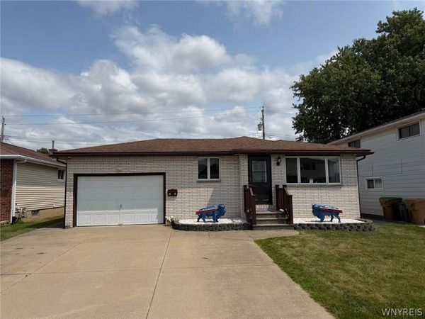 32 Rosemead Lane , Buffalo, NY 14227