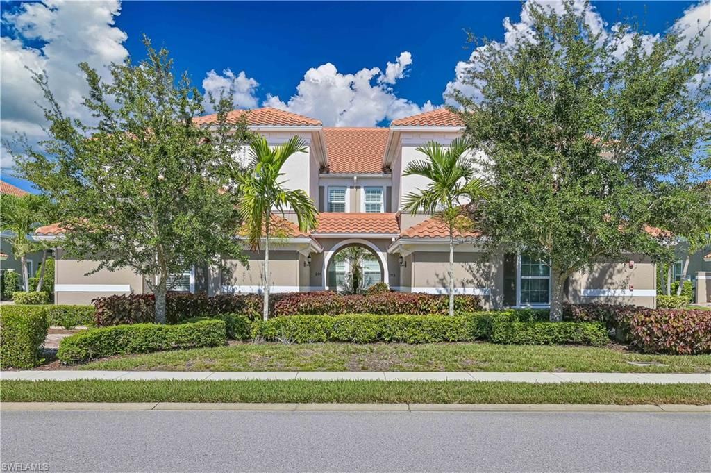 10251 Glastonbury Cir , Unit 201, Fort Myers, FL 33913 Photo