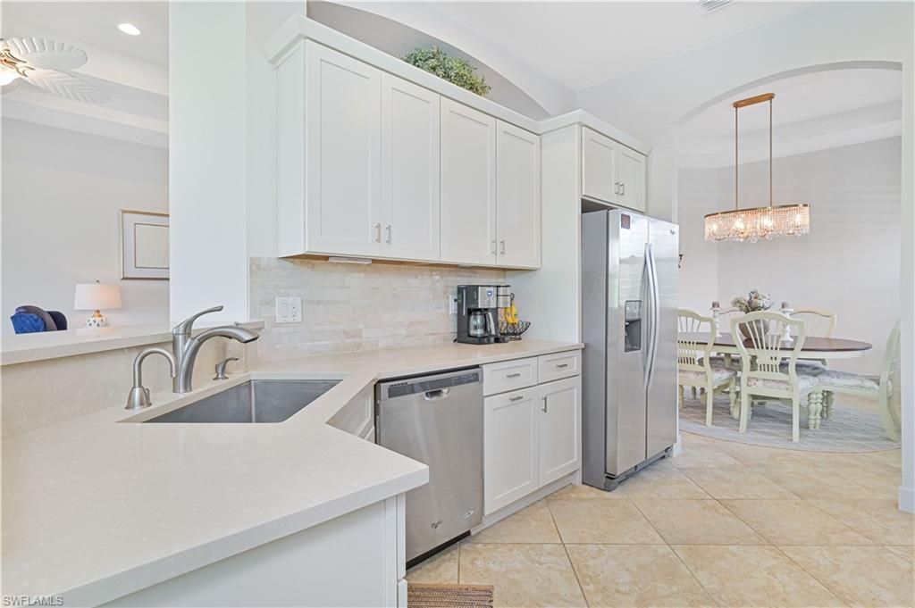 10251 Glastonbury Cir , Unit 201, Fort Myers, FL 33913 Photo