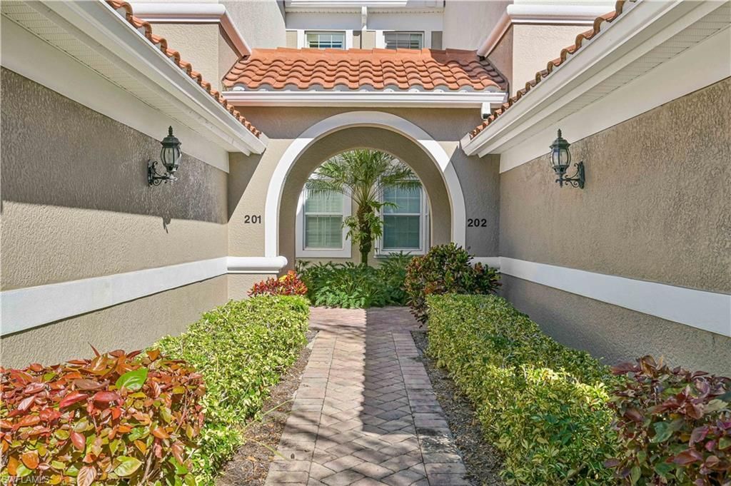 10251 Glastonbury Cir , Unit 201, Fort Myers, FL 33913 Photo
