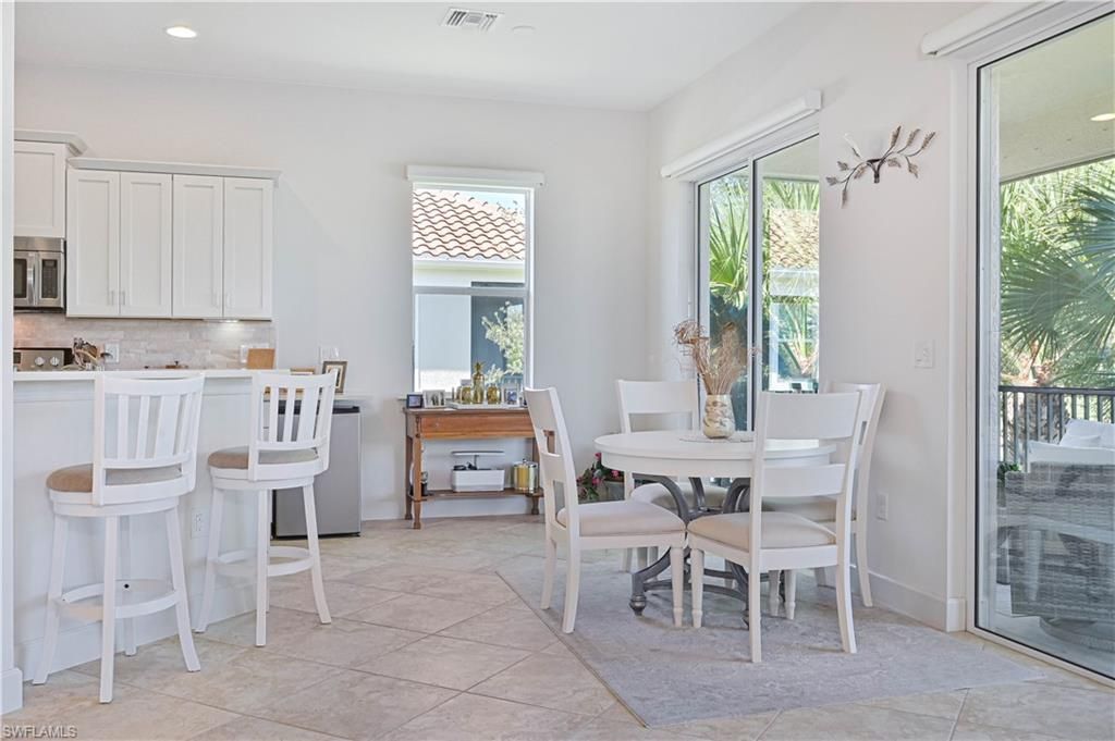 10251 Glastonbury Cir , Unit 201, Fort Myers, FL 33913 Photo