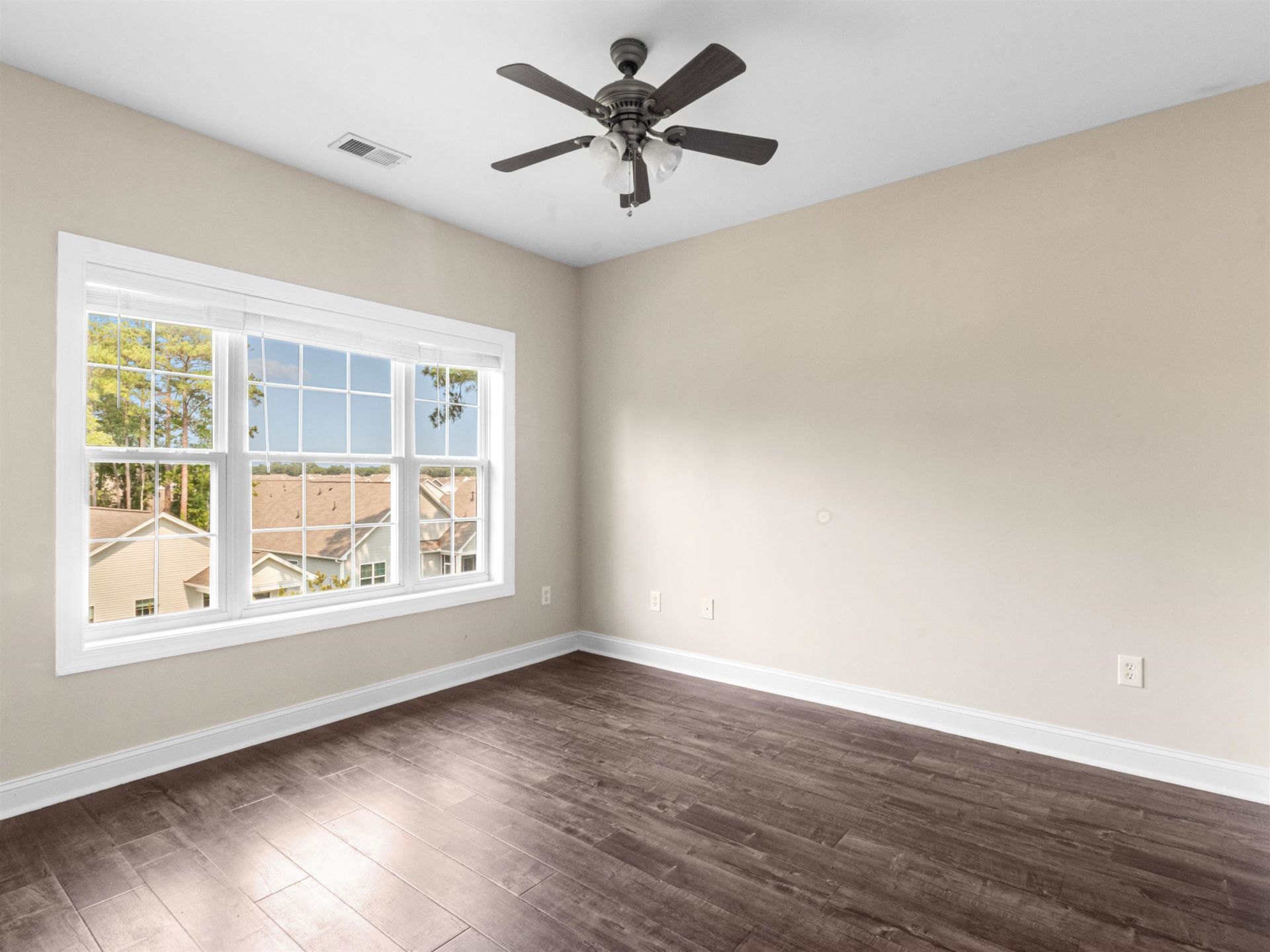4141 Hibiscus Dr. Photo 9