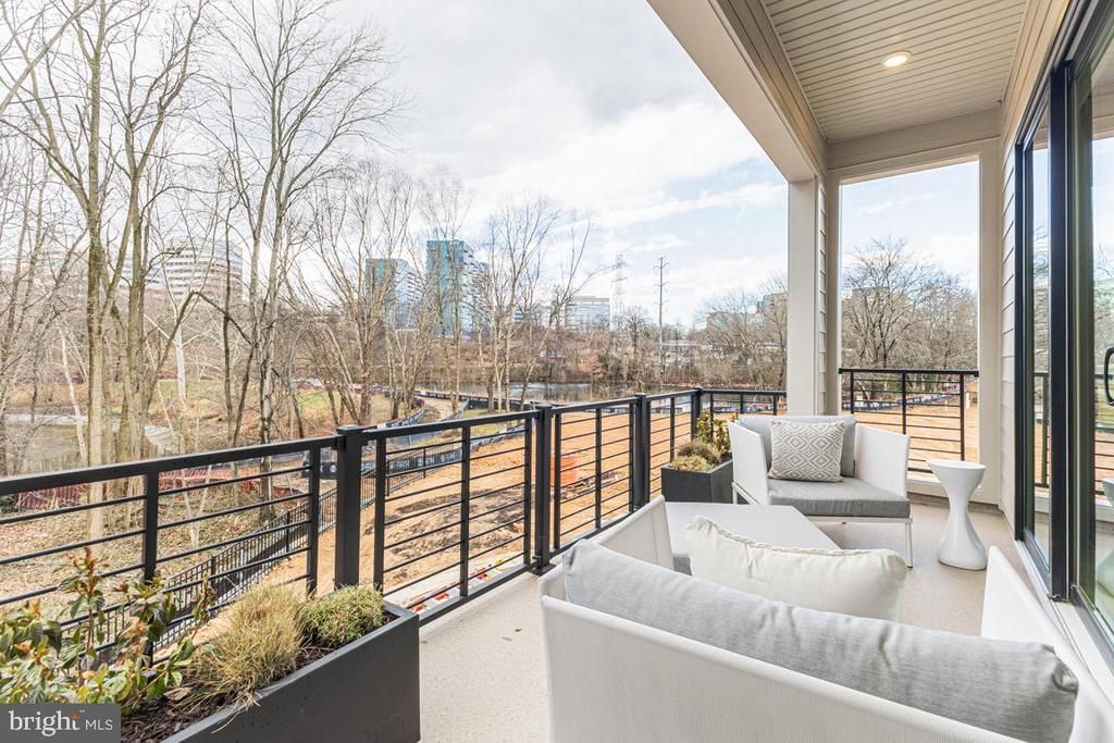 11599 Patriotic Lane, Reston, VA 20190 Main Photo