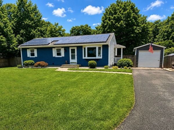40 Coolidge Street, Seekonk, MA 02771