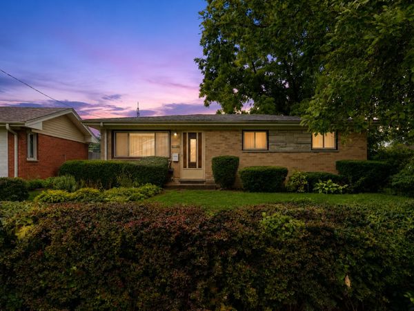 1627 Greenfield Avenue , North Chicago, IL 60064