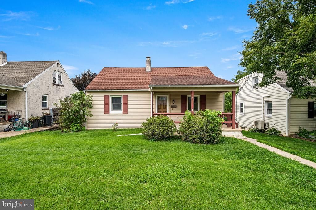 1511 Stirling Street, Coatesville, PA 19320 Main Photo