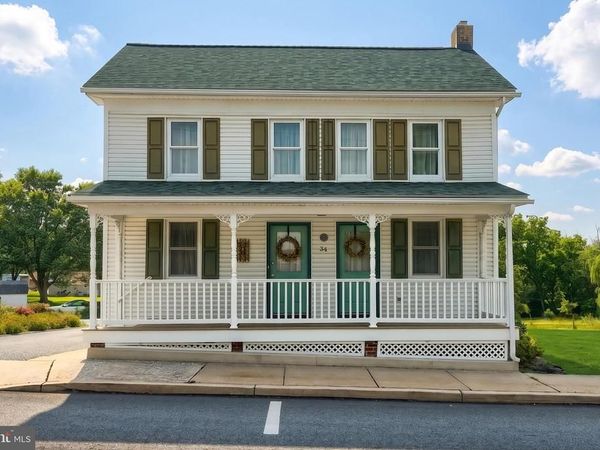 34 N MAIN STREET , YORK NEW SALEM, PA 17371