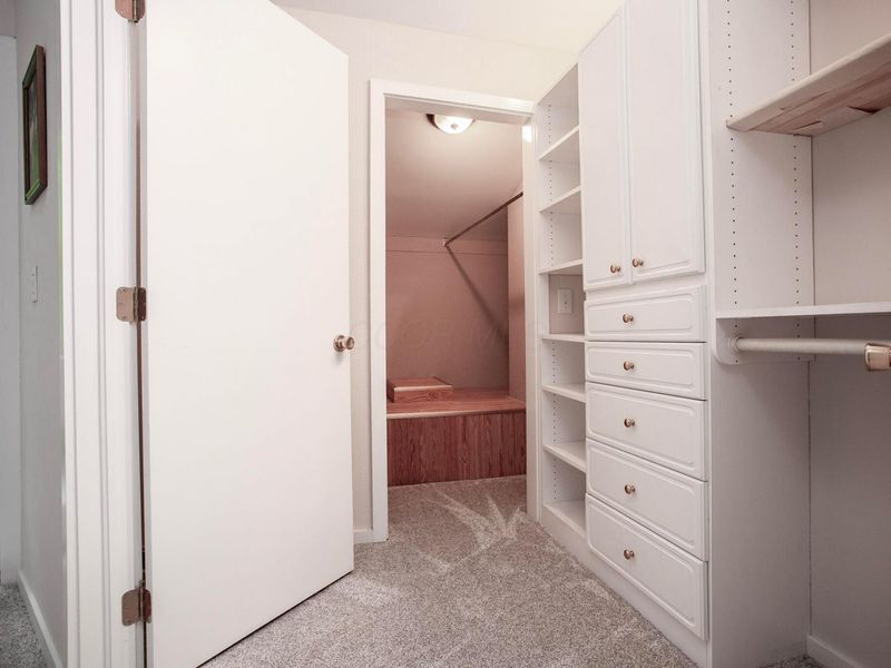 8136 Blind Brook Court, Columbus, OH 43235 Photo 45