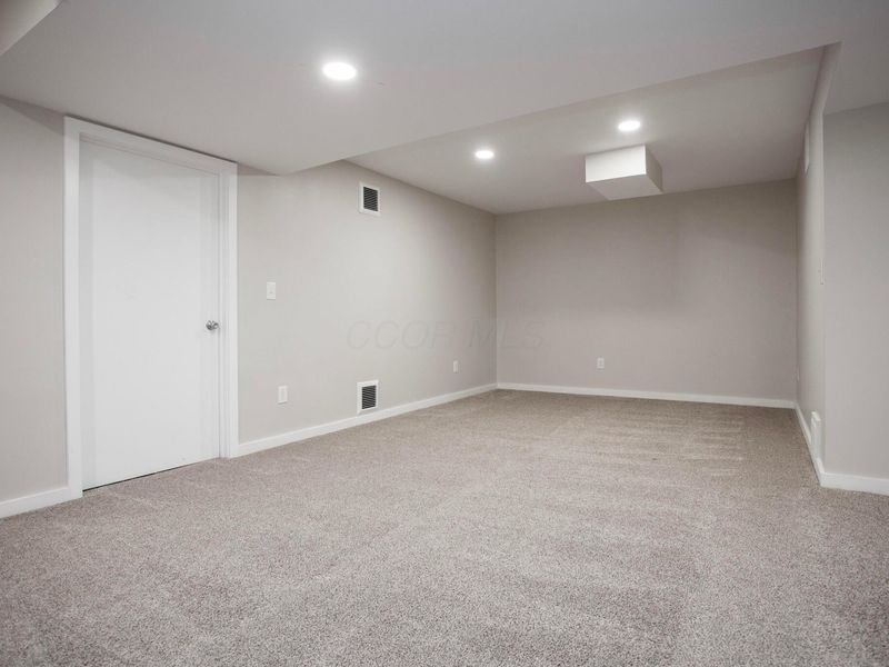 8136 Blind Brook Court, Columbus, OH 43235 Photo 52