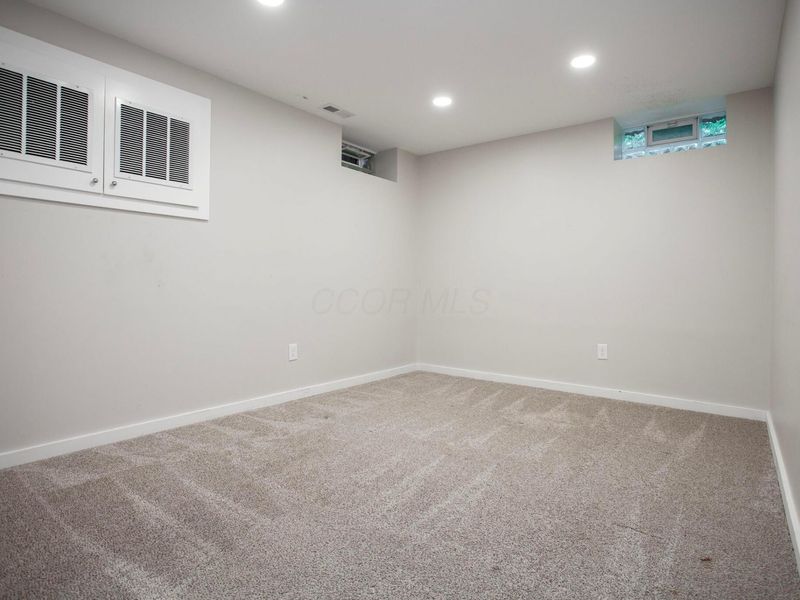 8136 Blind Brook Court, Columbus, OH 43235 Photo 53