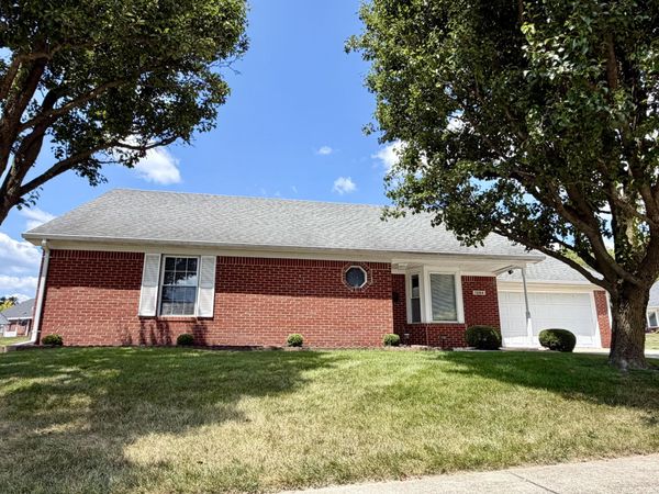 1284 Pheasant Run , Springfield, OH 45503