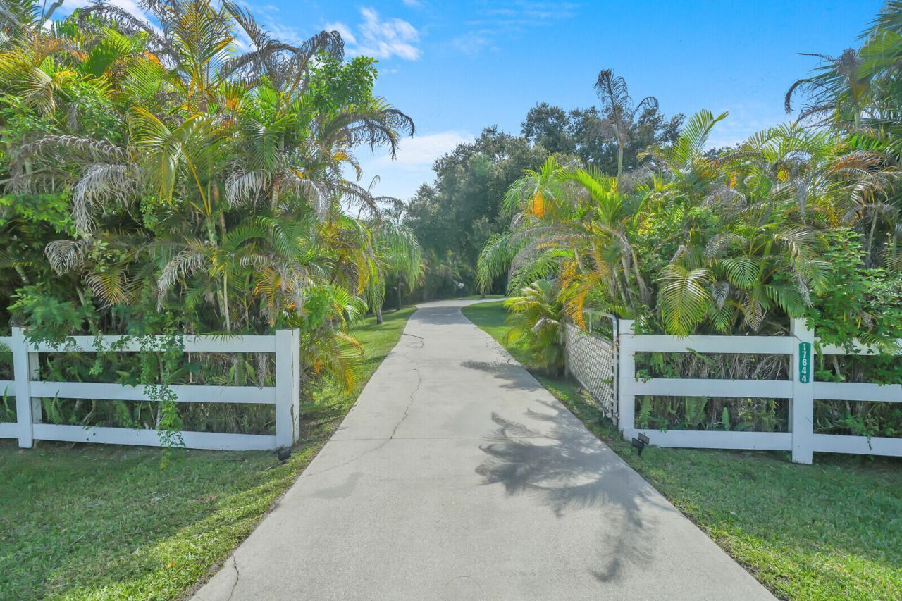 17644 Alexander Run, Jupiter Farms, FL 33478 Photo