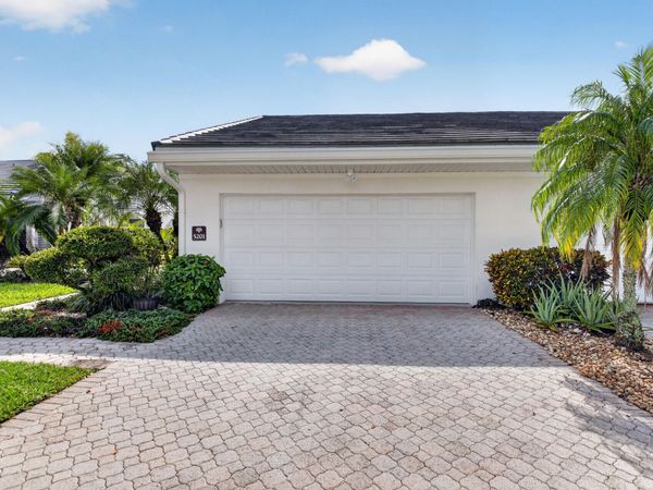 19950 Sawgrass Lane, Unit 5201, Boca Raton, FL 33434