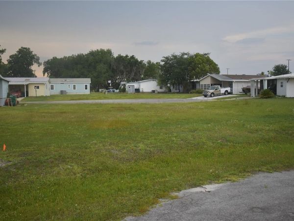 LOT 18 BLK C CAMBRIDGE COURT, WILDWOOD, FL 34785