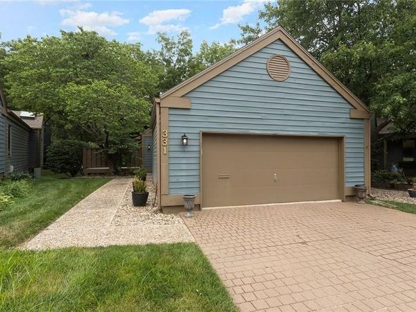 331 Westwoods Circle, Liberty, MO 64068