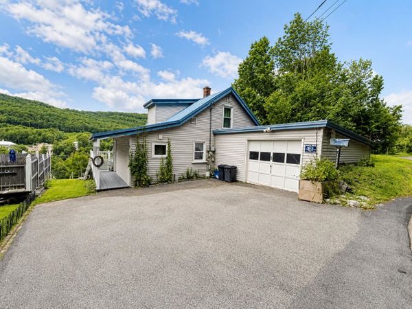 2 Nibroc Street, Berlin, NH 03570